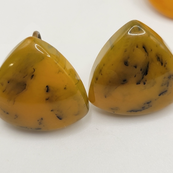 4 VTG Bakelite Earrings | Butterscotch, Cherry, Cocoa, Creamed Spinach | TESTED - Picture 4 of 11
